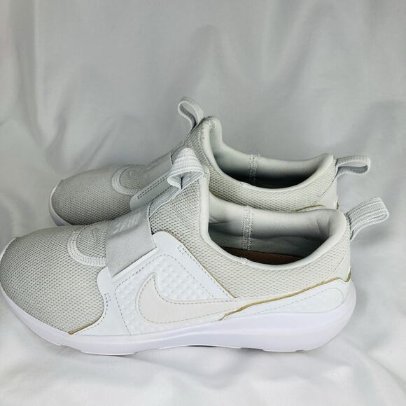 Nike Womens AD Comfort DJ1001-001 White Running Shoes Sneakers Size 6.5 - Picture 1 of 8